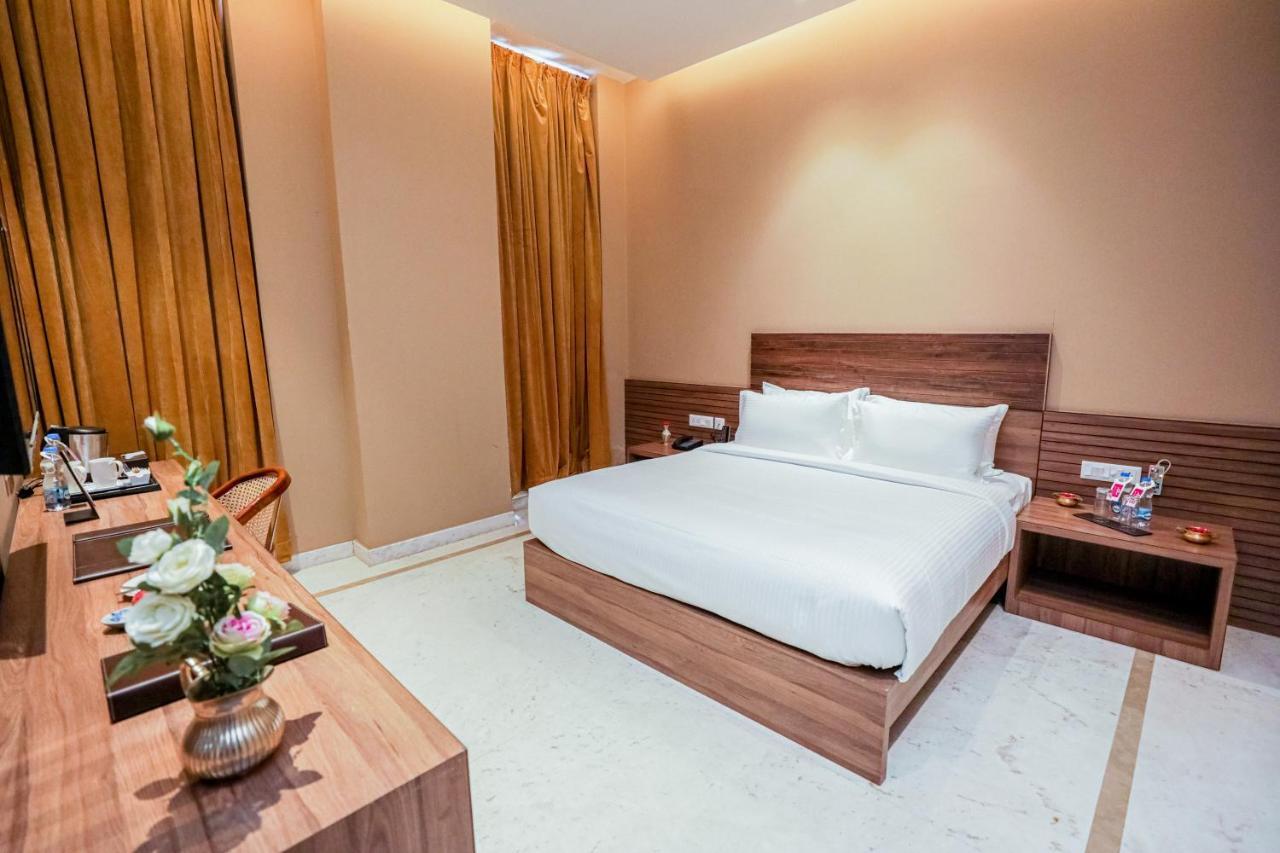 Gulab Kothi By Royal Orchid Hotels Limited Varanasi Exterior foto
